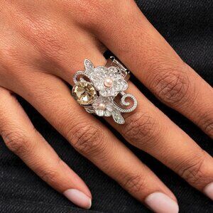 Paparazzi Jewelry Accessories - Bucketful of Bouquets - Brown Ring - Vintage